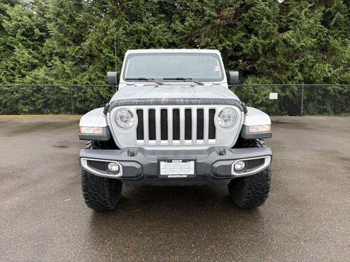 Silver Zynith Clearcoat 2023 Jeep Wrangler 4-Door Sahara