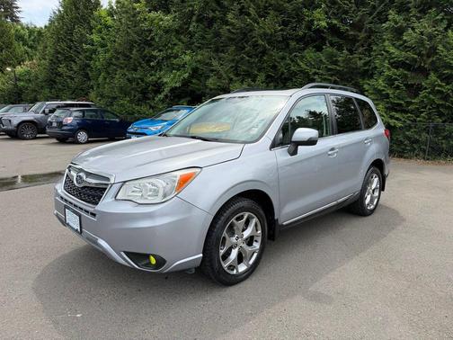 Ice Silver Metallic 2015 Subaru Forester 2.5i Touring