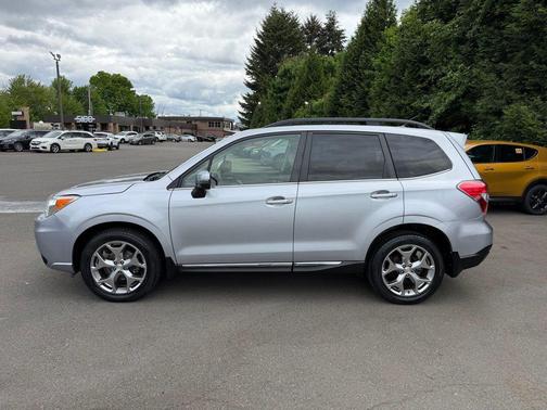 Ice Silver Metallic 2015 Subaru Forester 2.5i Touring
