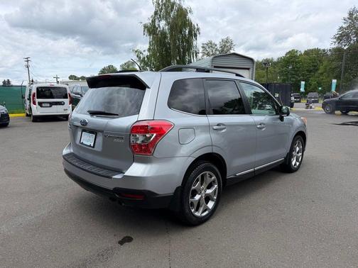 Ice Silver Metallic 2015 Subaru Forester 2.5i Touring
