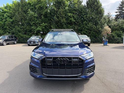 Navarra Blue Metallic 2021 Audi Q7 55 Premium Plus