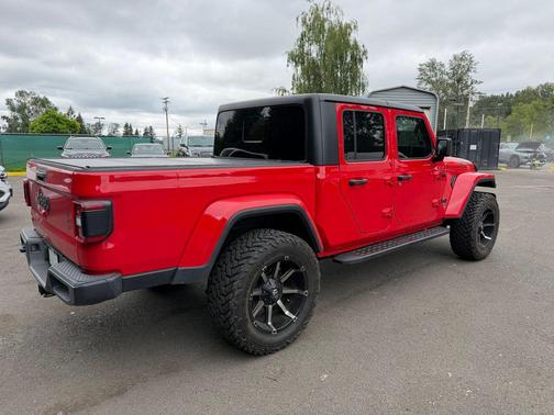 Firecracker Red Clearcoat 2021 Jeep Gladiator Willys 4x4