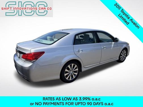 Classic Silver Metallic 2011 Toyota Avalon Limited