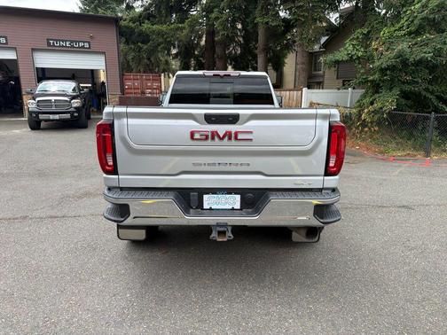 Quicksilver Metallic 2020 GMC Sierra 3500 SLT