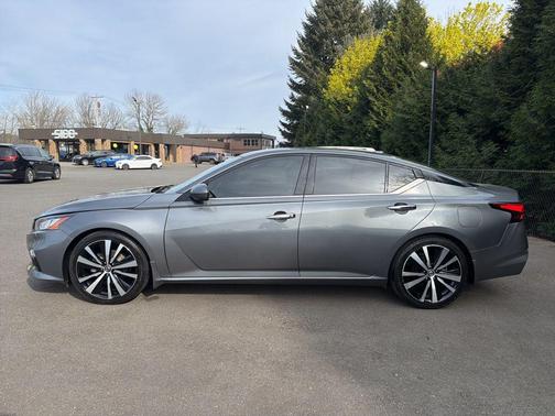 Gun Metallic 2020 Nissan Altima Platinum VC-Turbo FWD