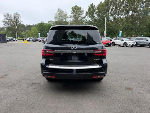 Black 2020 INFINITI QX80 Luxe