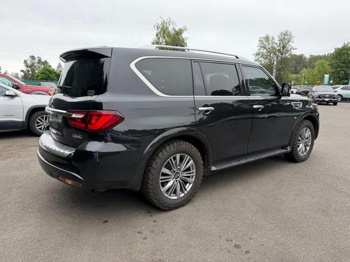 Black 2020 INFINITI QX80 Luxe