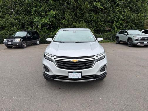 Silver Ice Metallic 2022 Chevrolet Equinox 1LT