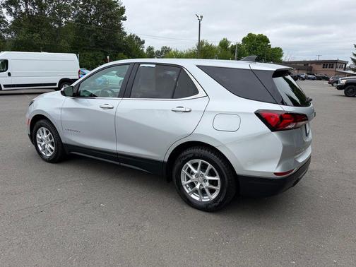 Silver Ice Metallic 2022 Chevrolet Equinox 1LT