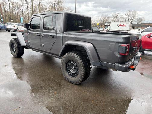Granite Crystal Metallic Clearcoat 2020 Jeep Gladiator Mojave 4x4