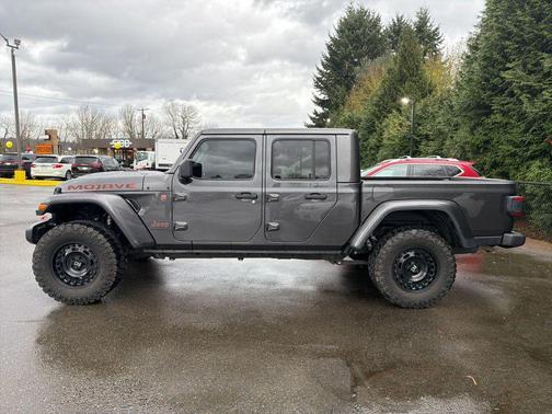 Granite Crystal Metallic Clearcoat 2020 Jeep Gladiator Mojave 4x4