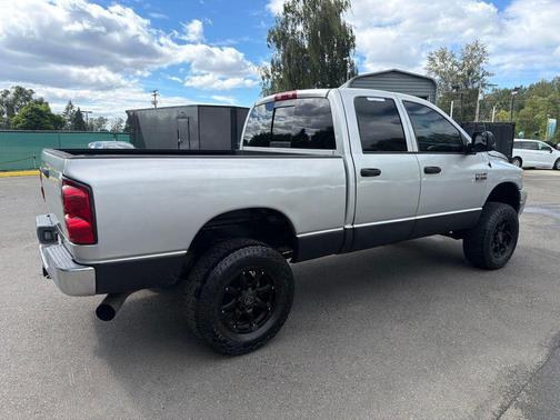 Bright Silver Metallic Clearcoat 2007 Dodge Ram 2500 SLT/TRX