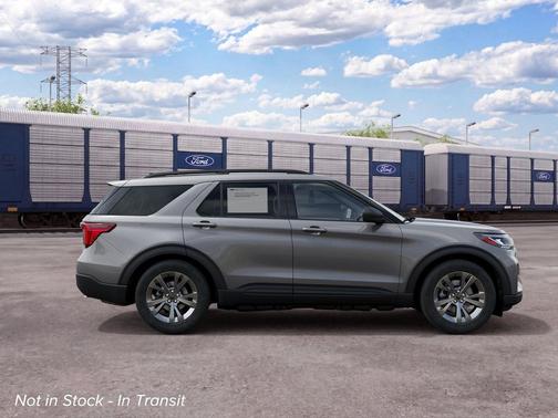 2027 Ford Explorer 4DR 4WD ACTIVE