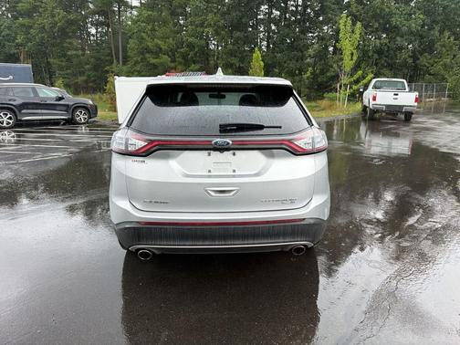 Ingot Silver Metallic 2018 Ford Edge Titanium