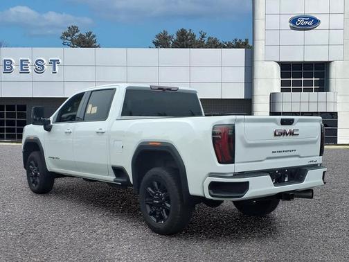 Summit White 2025 GMC Sierra 2500 AT4