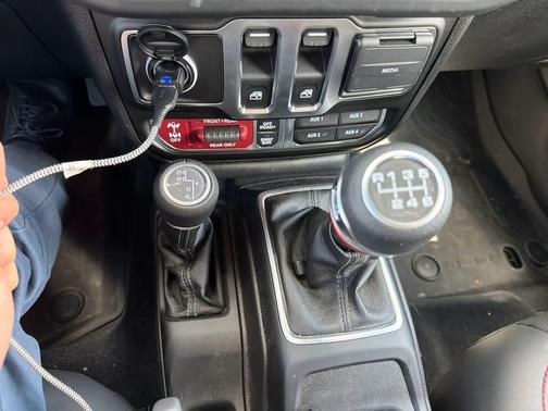 Anvil Clearcoat 2025 Jeep Wrangler Rubicon