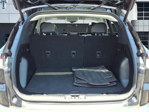 Agate Black Metallic 2022 Ford Escape SEL