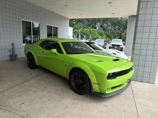 Sublime Pearlcoat 2019 Dodge Challenger R/T Scat Pack Widebody