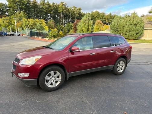 Red Jewel Tintcoat 2011 Chevrolet Traverse LT