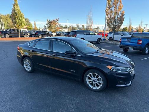 Agate Black 2019 Ford Fusion Hybrid SEL