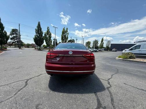 Fortana Red 2016 Volkswagen Passat 1.8T SE