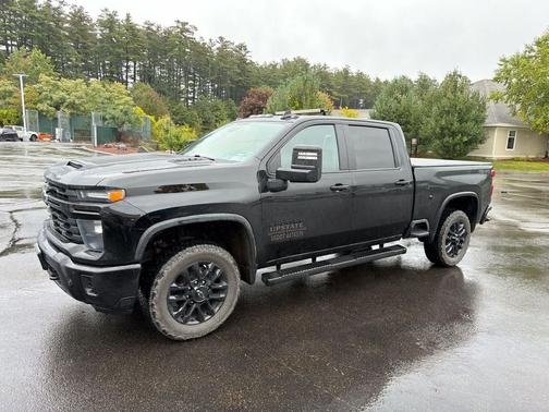 Black 2025 Chevrolet Silverado 2500 Custom