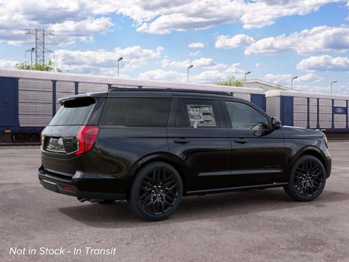 Agate Black Metallic 2027 Ford Expedition Platinum