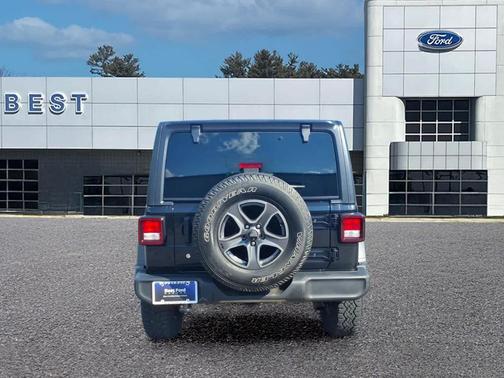 Black Clearcoat 2018 Jeep Wrangler Unlimited Sport
