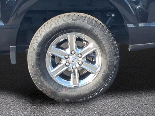 Agate Black Metallic 2025 Ford F-150 XLT