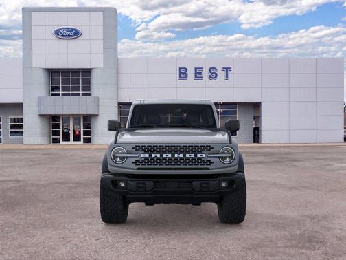 Gray 2026 Ford Bronco Badlands