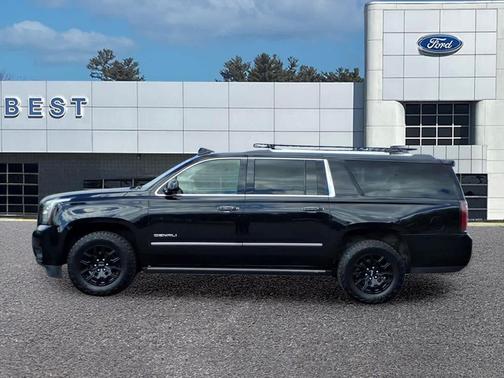 Onyx Black 2017 GMC Yukon XL Denali