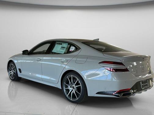 Gray 2026 Genesis G70 2.5T Prestige