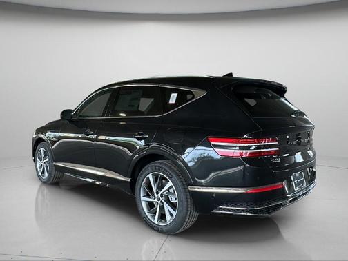 Vik Black 2027 Genesis GV80 2.5T