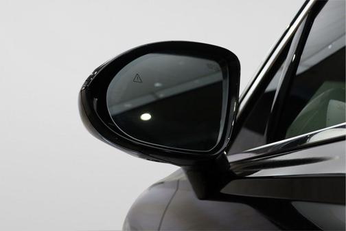 Vik Black 2026 Genesis GV70 2.5T