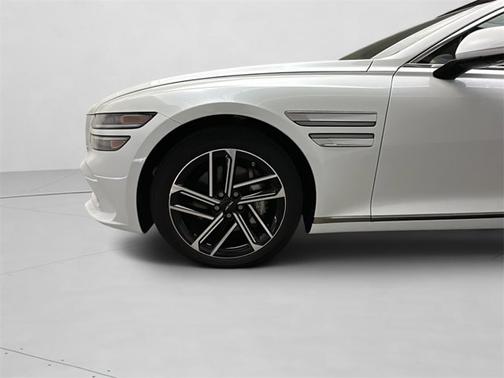 2025 Genesis G80 2.5T Advanced