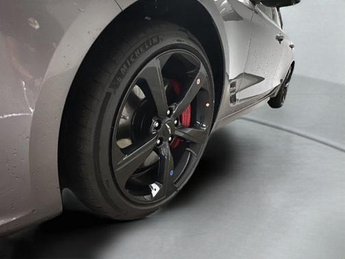 Savile Silver 2026 Genesis G70 3.3T Sport Prestige