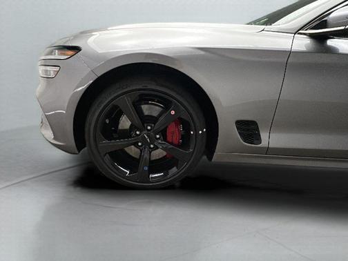 Savile Silver 2026 Genesis G70 3.3T Sport Prestige