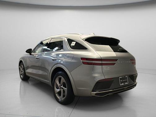 Savile Silver 2026 Genesis GV70 2.5T
