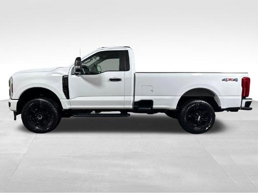 Oxford White 2026 Ford F-250 XL