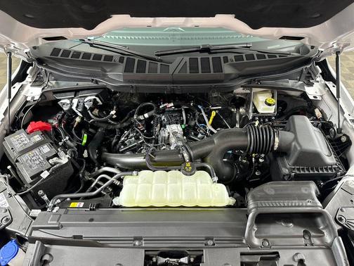 Oxford White 2026 Ford F-150 XLT