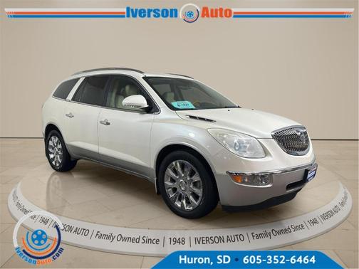 White Diamond Tri-Coat 2011 Buick Enclave 2XL