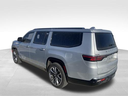 2023 Jeep Wagoneer L Series III