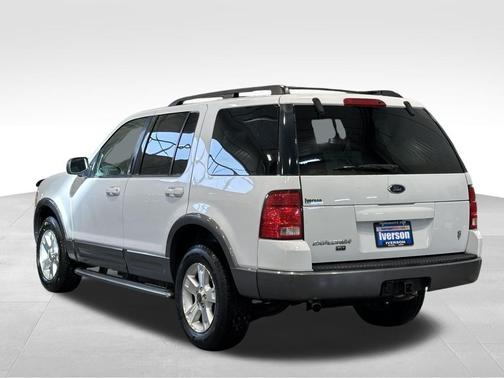 2003 Ford Explorer 