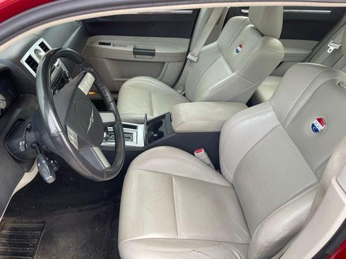 2006 Chrysler 300C Base