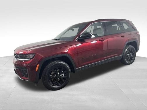 2026 Jeep Grand Cherokee Laredo