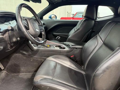 Frostbite 2022 Dodge Challenger SXT