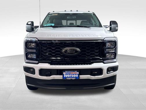 Oxford White 2026 Ford F-250 Lariat