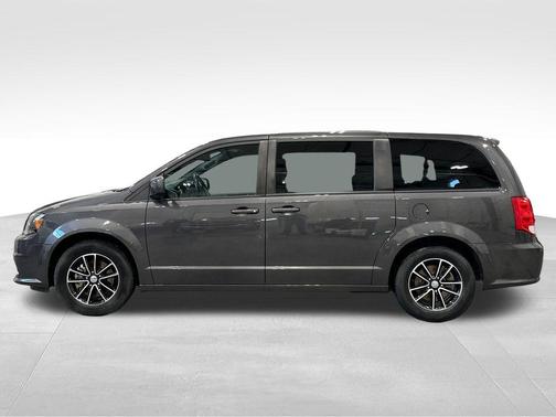 Granite Crystal Clearcoat Metallic 2019 Dodge Grand Caravan SXT