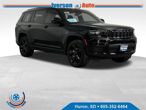 2023 Jeep Grand Cherokee L Laredo