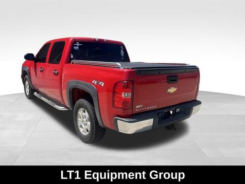 Victory Red 2011 Chevrolet Silverado 1500 LT